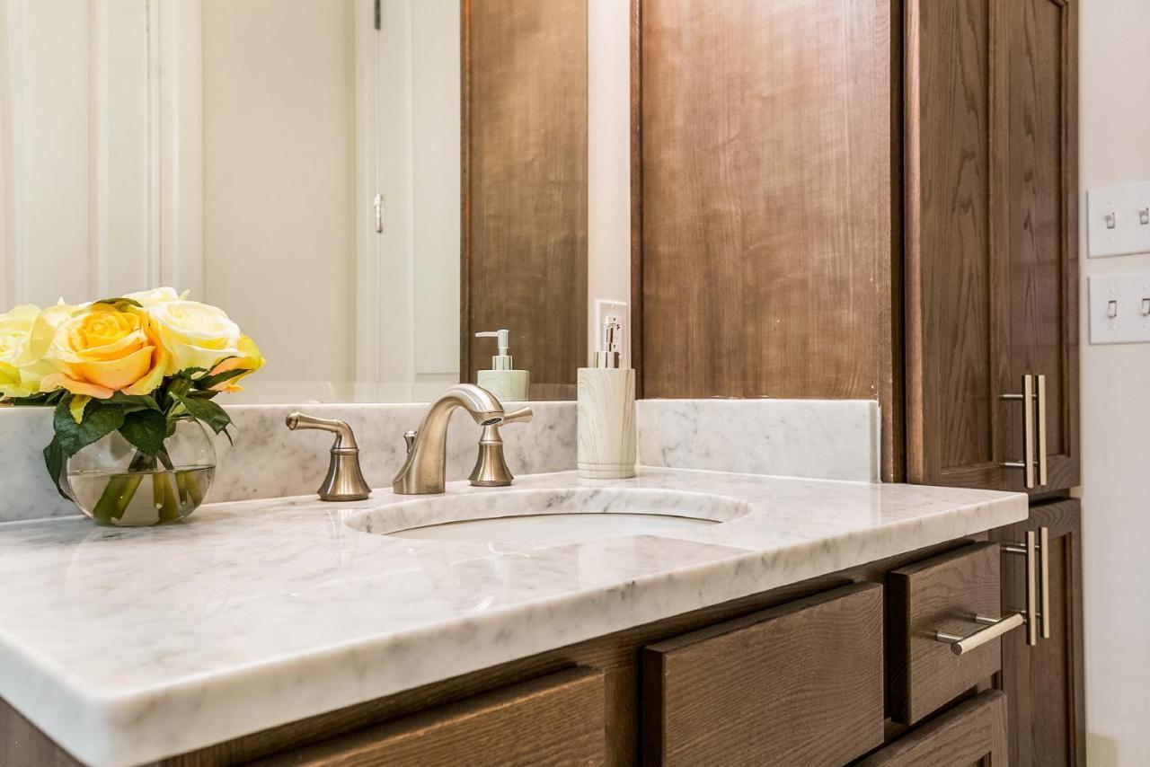 1 And 2 Bedroom Private Condos Steps Away From French Quarter Новий Орлеан Екстер'єр фото