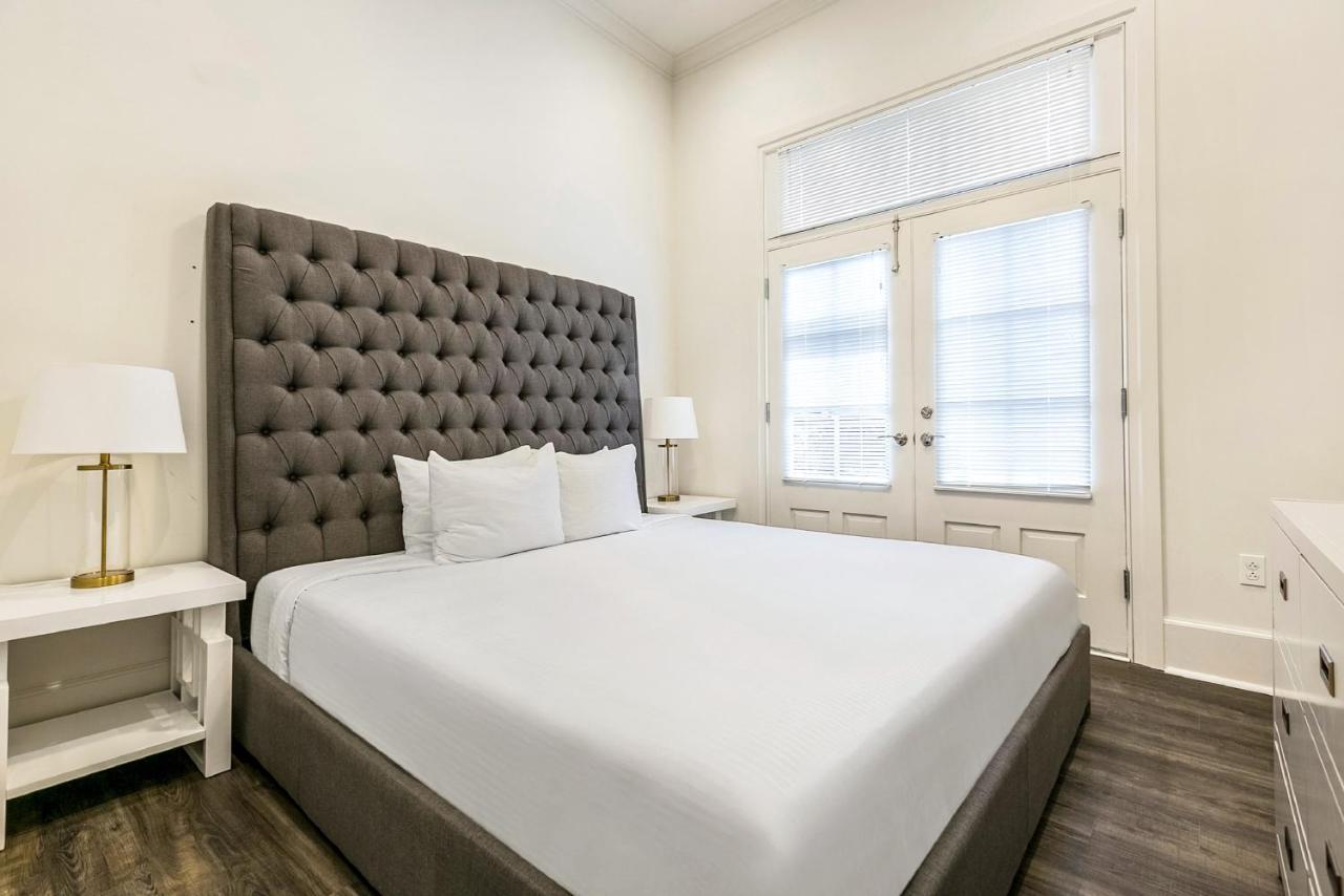 1 And 2 Bedroom Private Condos Steps Away From French Quarter Новий Орлеан Екстер'єр фото